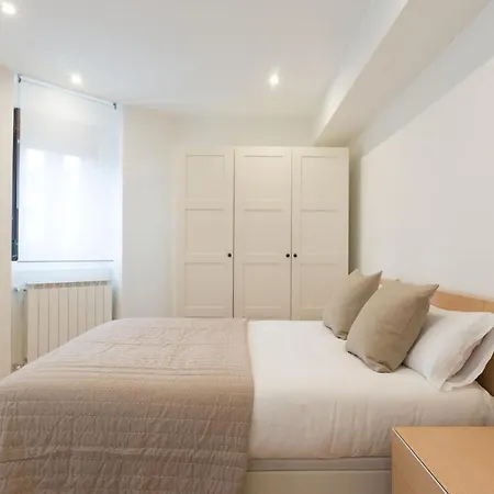 Arrasate Center - Iberorent * San Sebastian