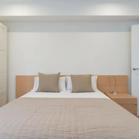 Arrasate Center - Iberorent * San Sebastian